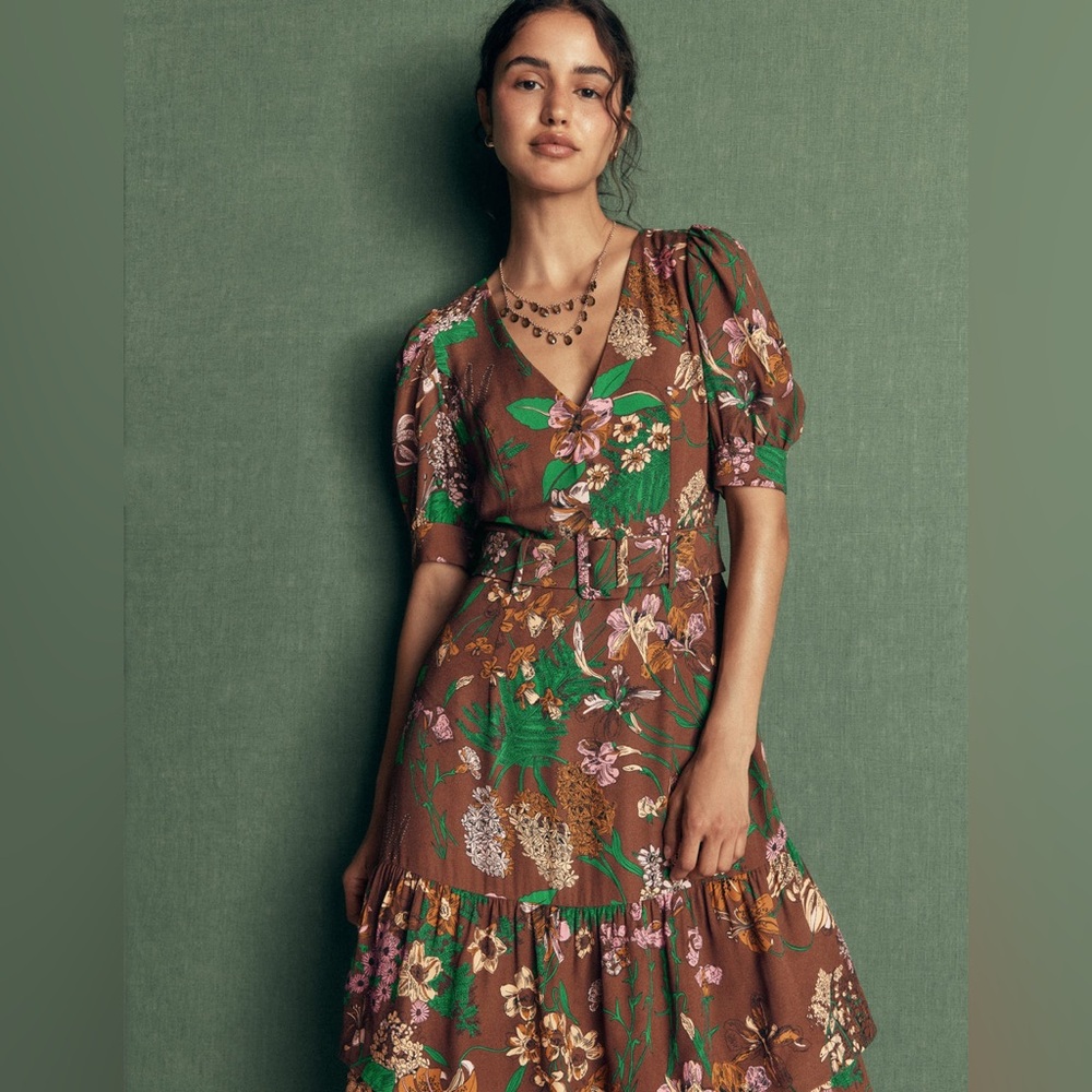 NWT BODEN V Neck Layered Dress in Woodland Whimsical Flora - Picture 5 of 12